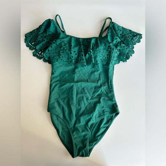 One piece green ruffled bathing suit - Picture 5 of 10